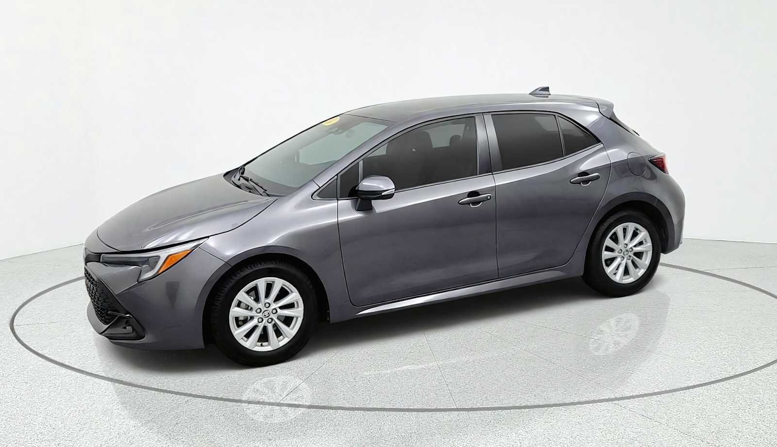 Used 2024 Toyota Corolla SE FWD image 5