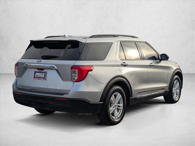 Used 2020 Ford Explorer XLT w/ Class III Trailer Tow Package image 5