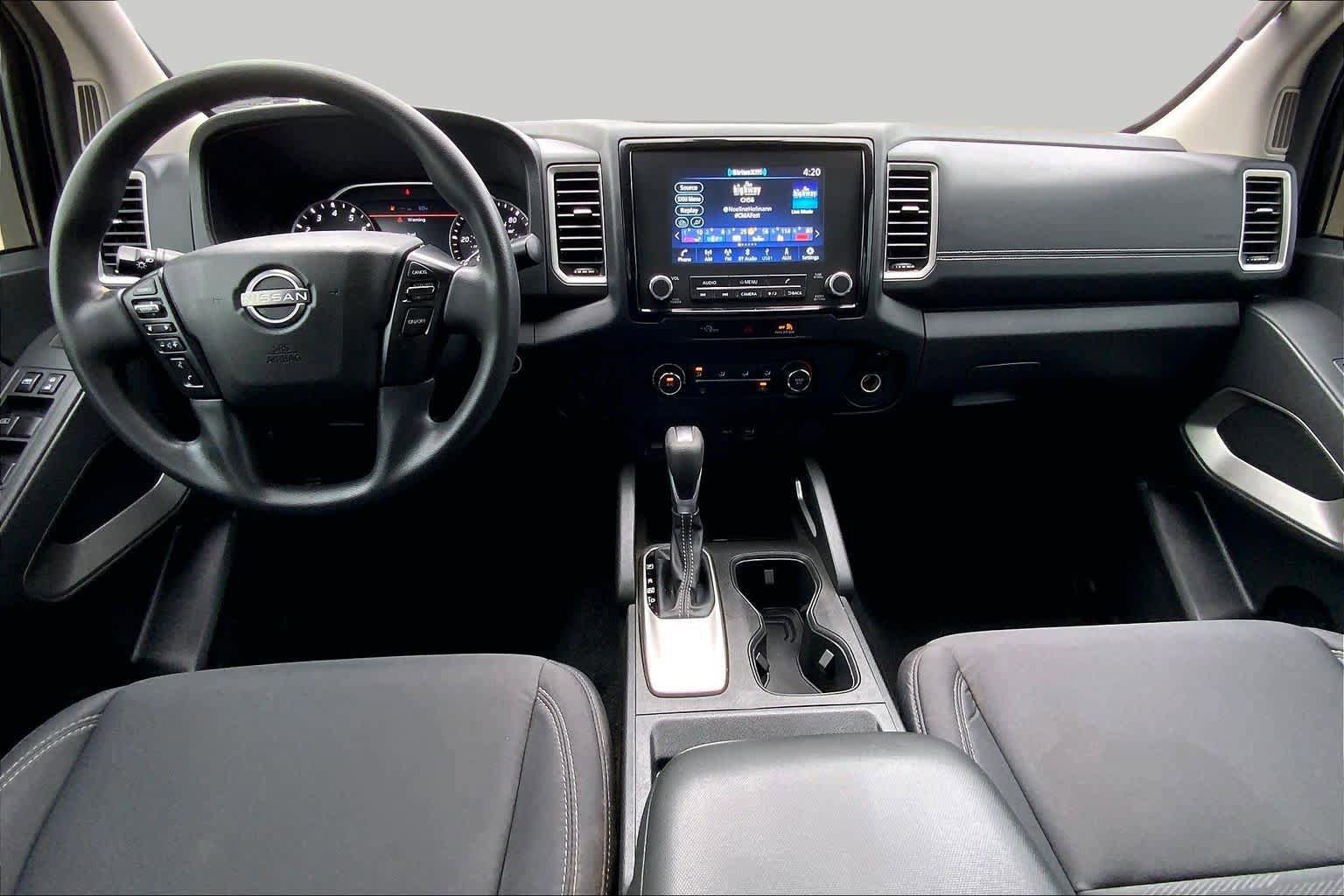 Used 2024 Nissan Frontier SV RWD image 16