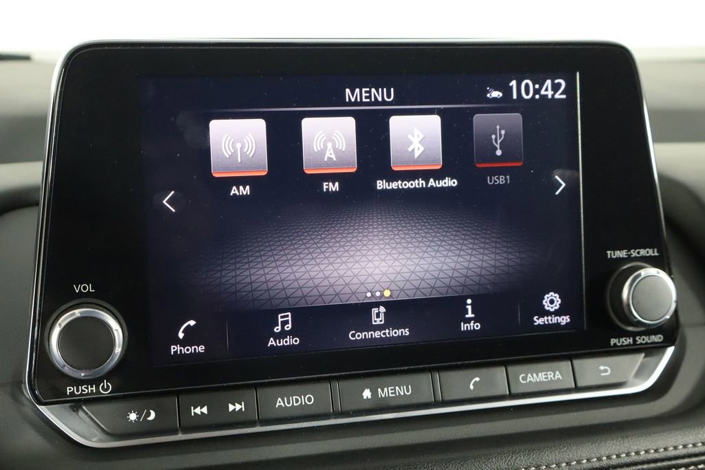 Used 2024 Nissan Rogue SV image 34