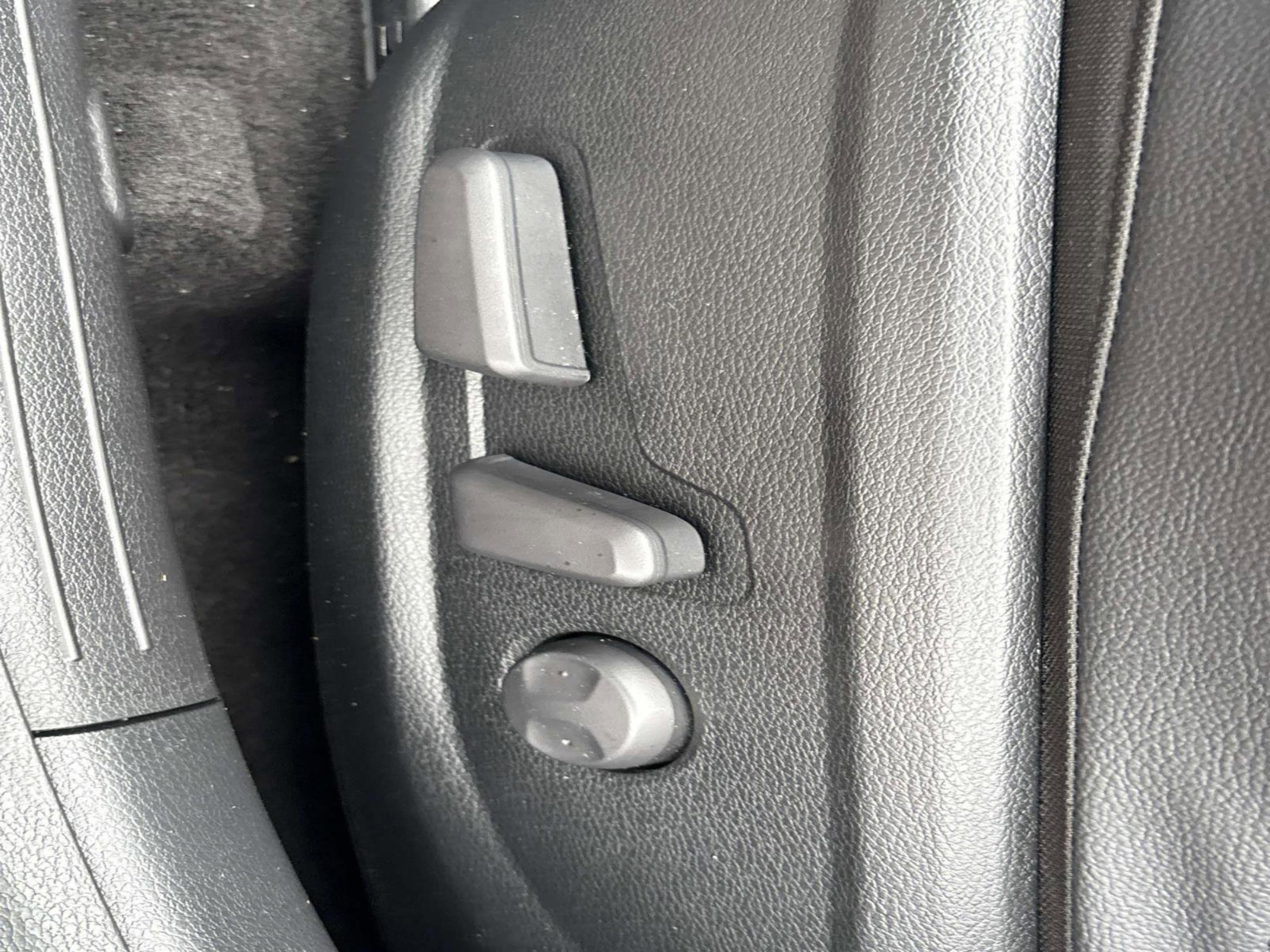 Used 2023 Kia Forte GT-Line w/ GT-Line Premium Package image 25