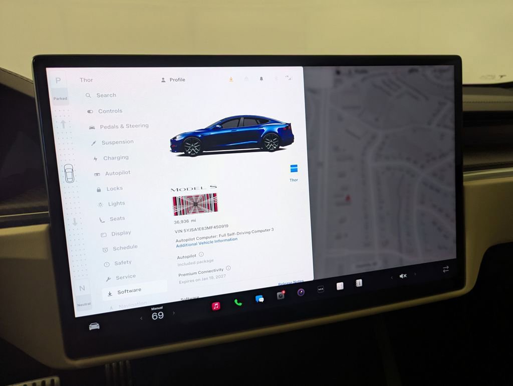 Used 2021 Tesla Model S Plaid image 41