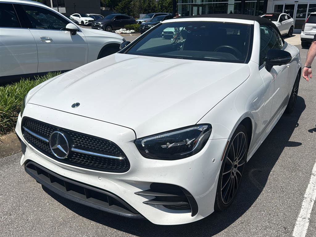Used 2023 Mercedes-Benz E 450 4MATIC Cabriolet image 3
