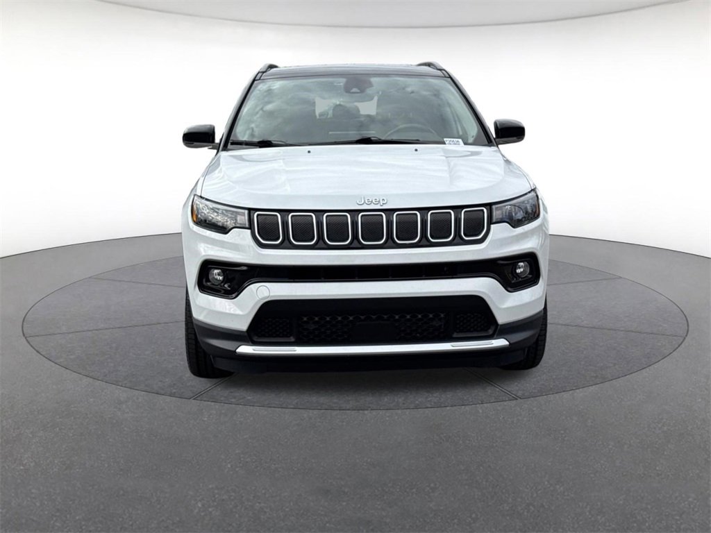 Used 2022 Jeep Compass Limited image 8