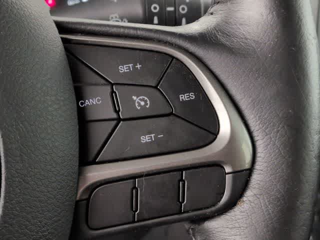 Used 2020 Jeep Renegade Limited w/ Safety and Security Group AWD/4WD image 25