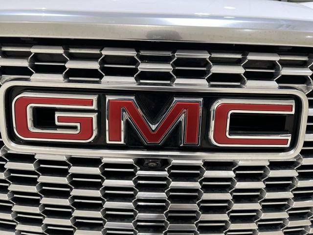 Certified 2023 GMC Yukon Denali w/ LPO, Floor Liner Package AWD/4WD image 29