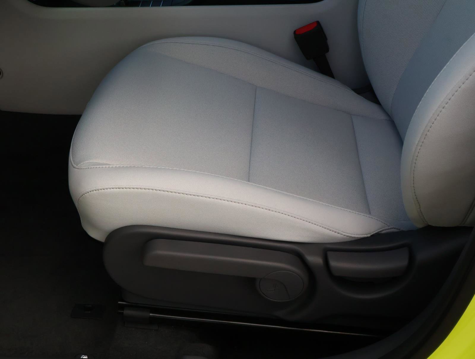 Certified 2026 Hyundai Kona SE image 14