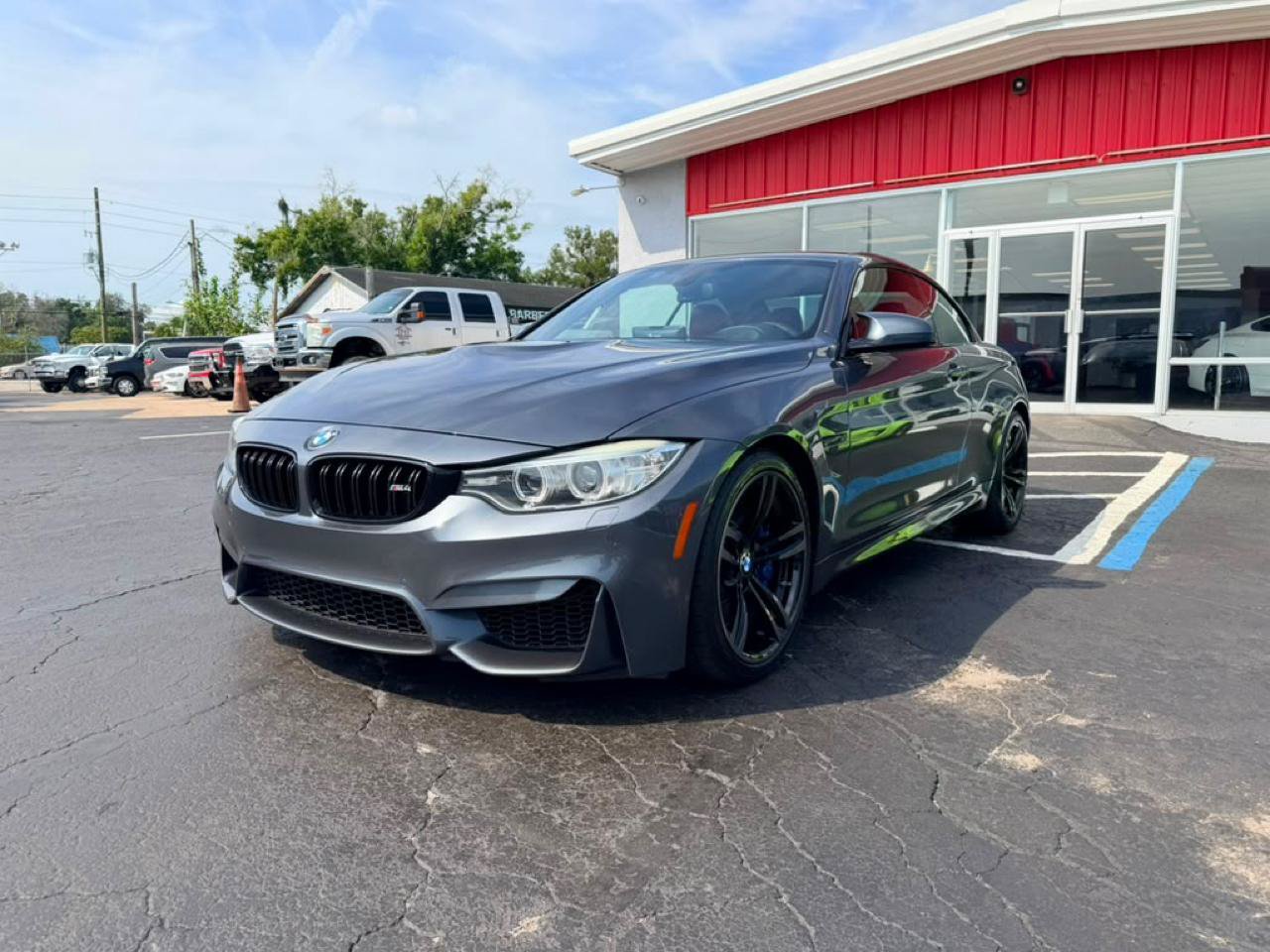 Used 2015 BMW M4 Convertible RWD image 3