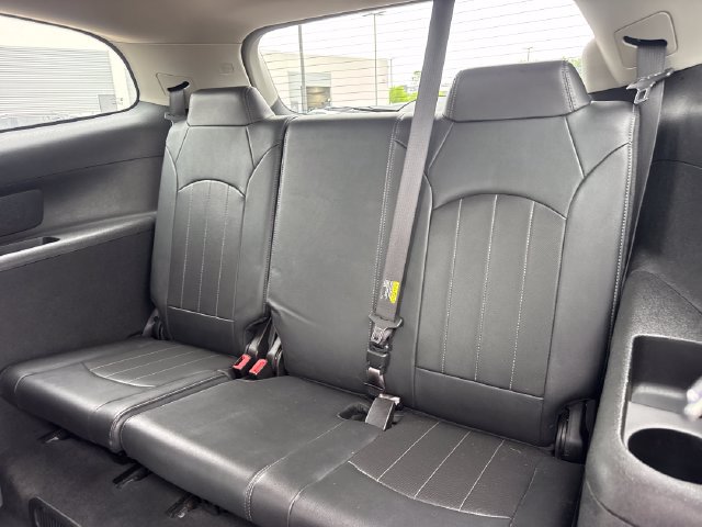 Used 2016 Buick Enclave Leather FWD image 15