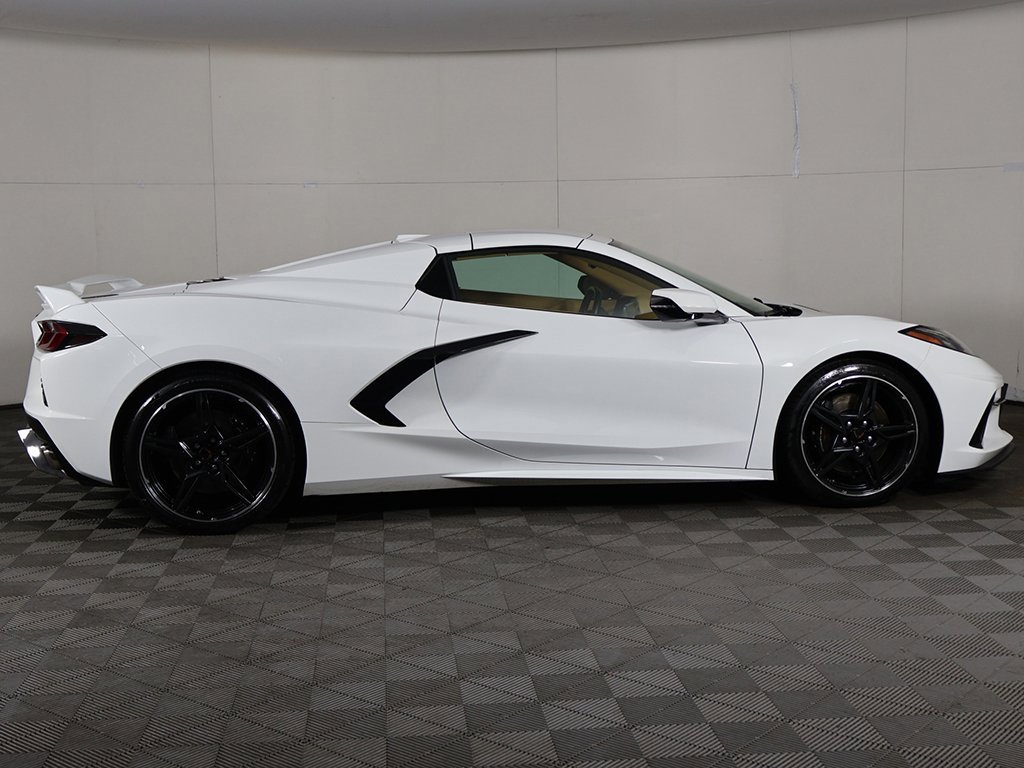 Used 2021 Chevrolet Corvette Stingray Premium Conv w/ Z51 Performance Package image 18