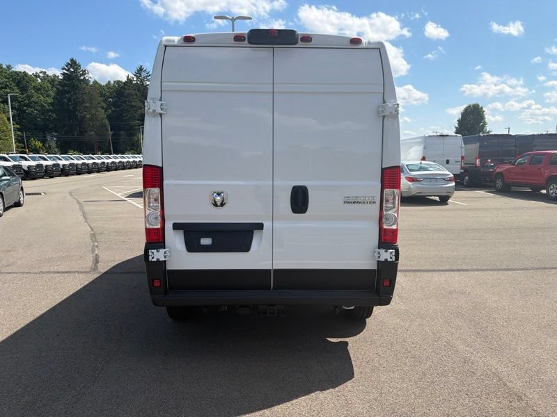 New 2026 RAM ProMaster 2500 w/ Convenience Group FWD image 4