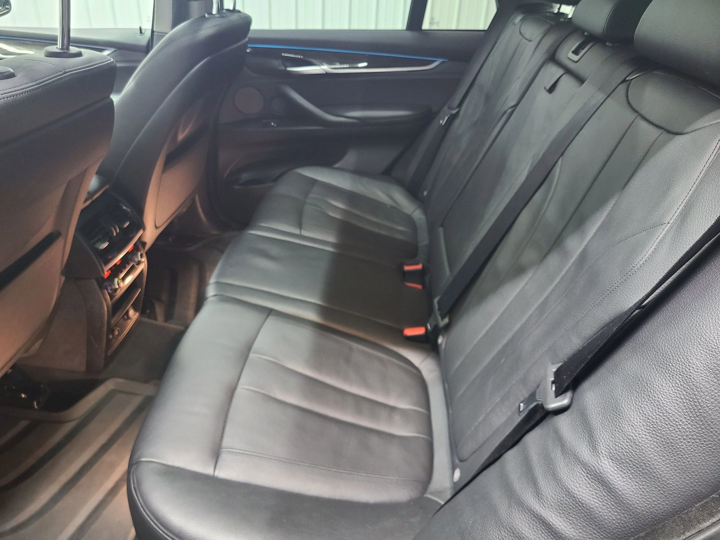Used 2016 BMW X5 xDrive35i w/ Premium Package image 39