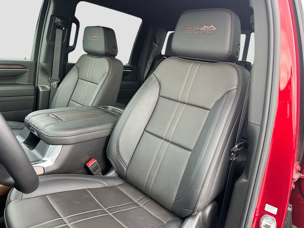 Used 2025 Chevrolet Silverado 3500 High Country image 20