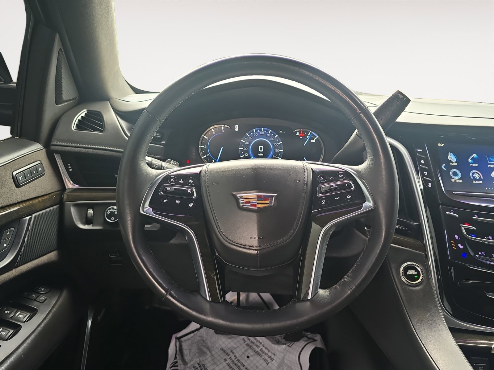 Used 2018 Cadillac Escalade ESV Platinum RWD image 13