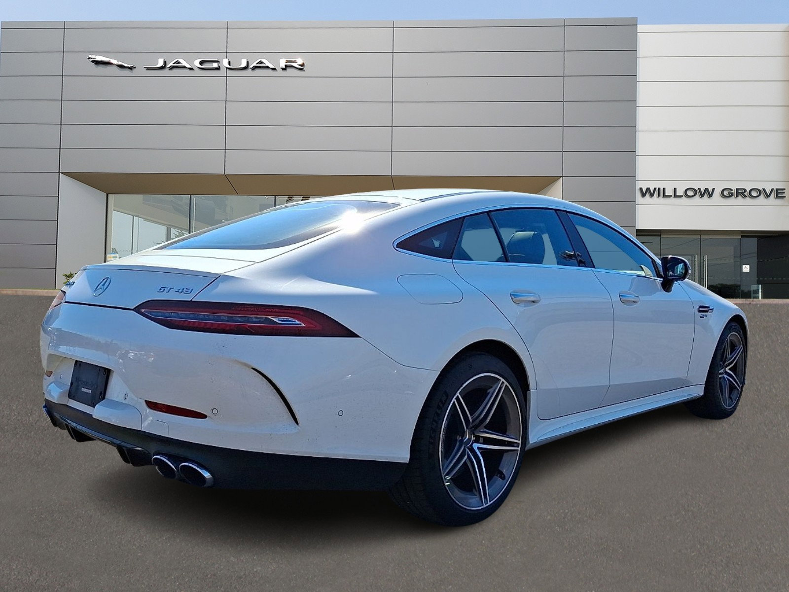 Used 2022 Mercedes-Benz AMG GT 43 image 2