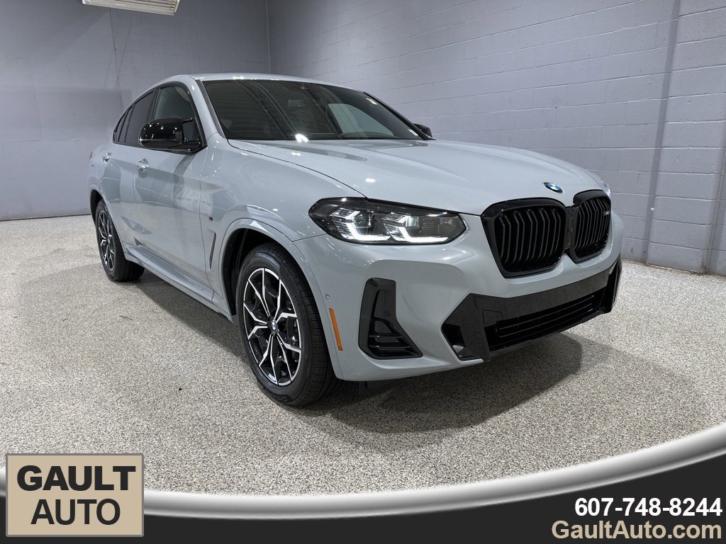 New 2025 BMW X4 M40i w/ Premium Package