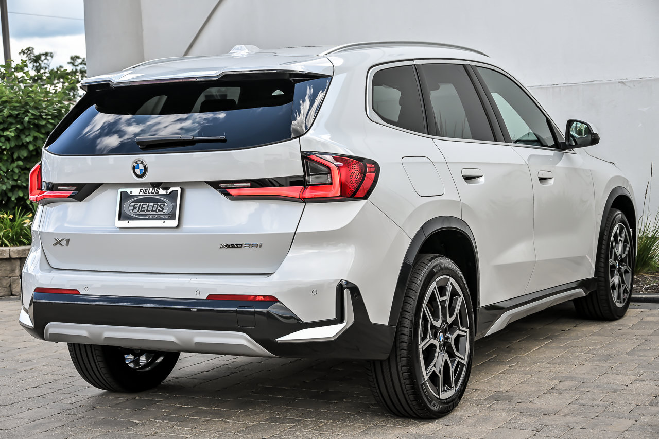 Used 2026 BMW X1 xDrive28i AWD/4WD image 13
