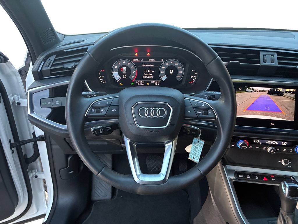 Used 2025 Audi Q3 2.0T Premium AWD/4WD image 12