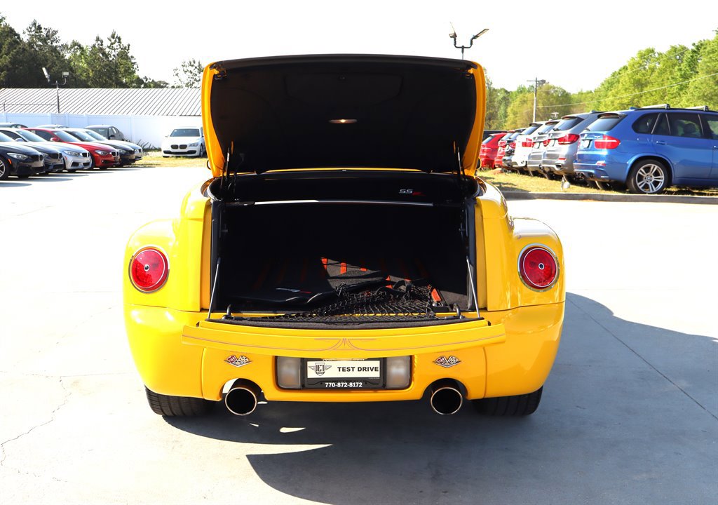 Used 2003 Chevrolet SSR w/ Preferred Equipment Group RWD image 63