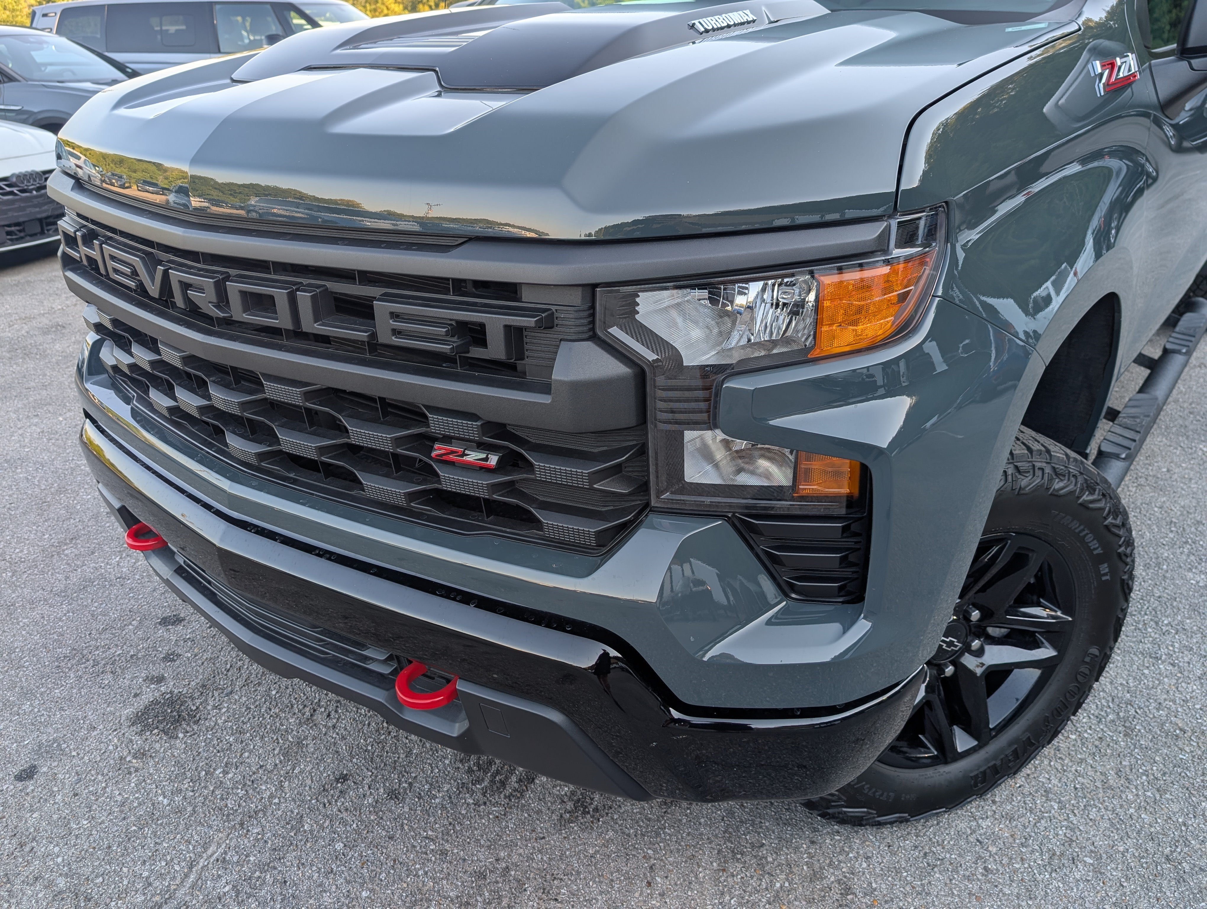 Used 2025 Chevrolet Silverado 1500 Custom Trail Boss AWD/4WD image 13