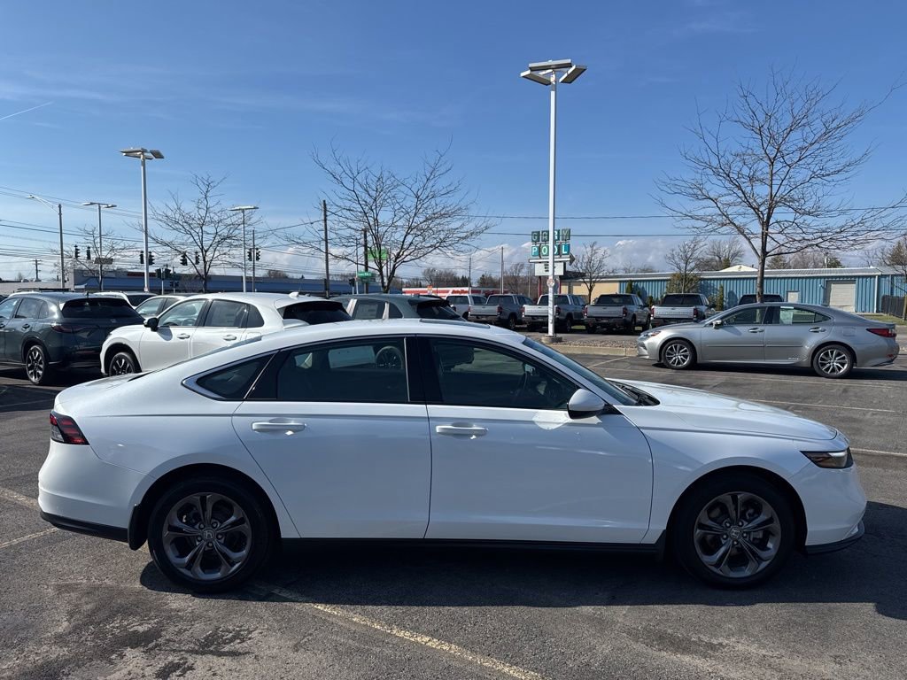 Certified 2023 Honda Accord EX image 3