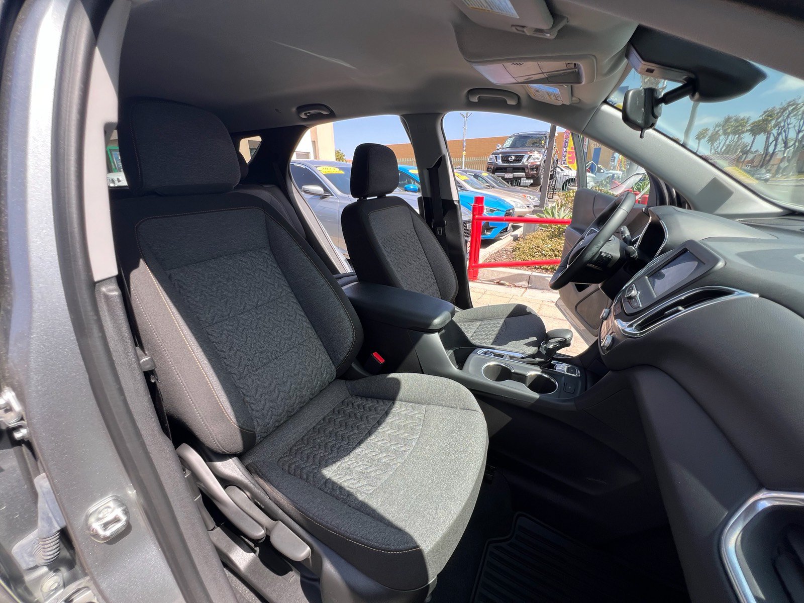 Used 2024 Chevrolet Equinox LT w/ Driver Convenience Package AWD/4WD image 39