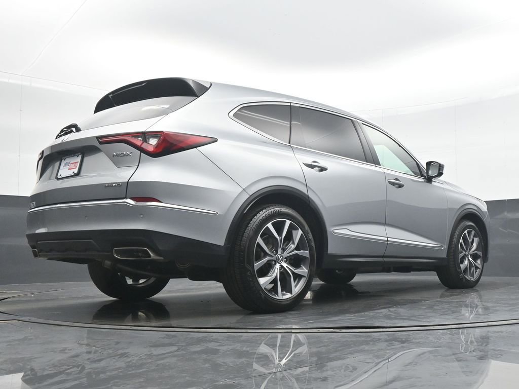 Used 2024 Acura MDX SH-AWD w/ Technology Package image 32