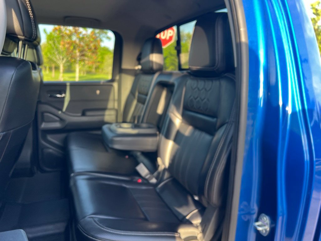 Used 2024 Nissan Frontier SL w/ Technology Package AWD/4WD image 20