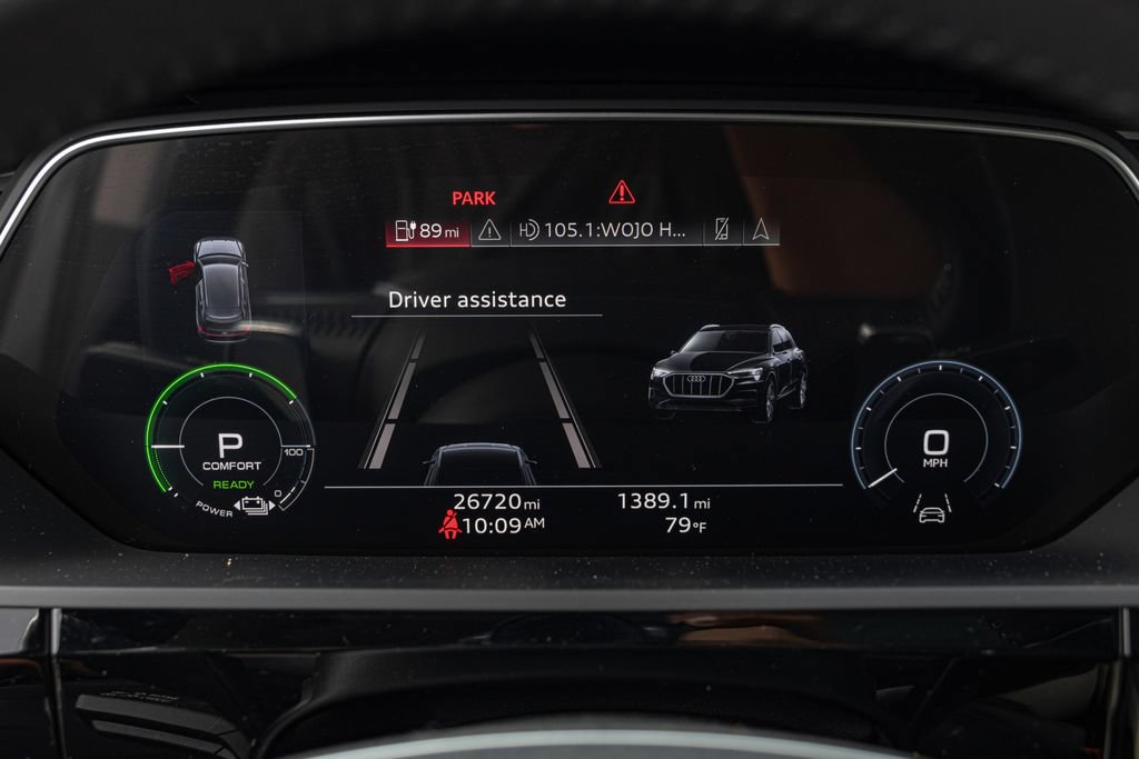 Used 2021 Audi e-tron Prestige w/ Prestige Package AWD/4WD image 26