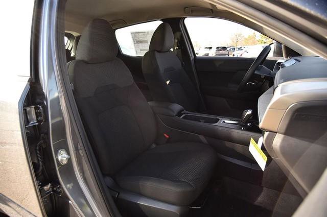 New 2026 Nissan Kicks S image 22
