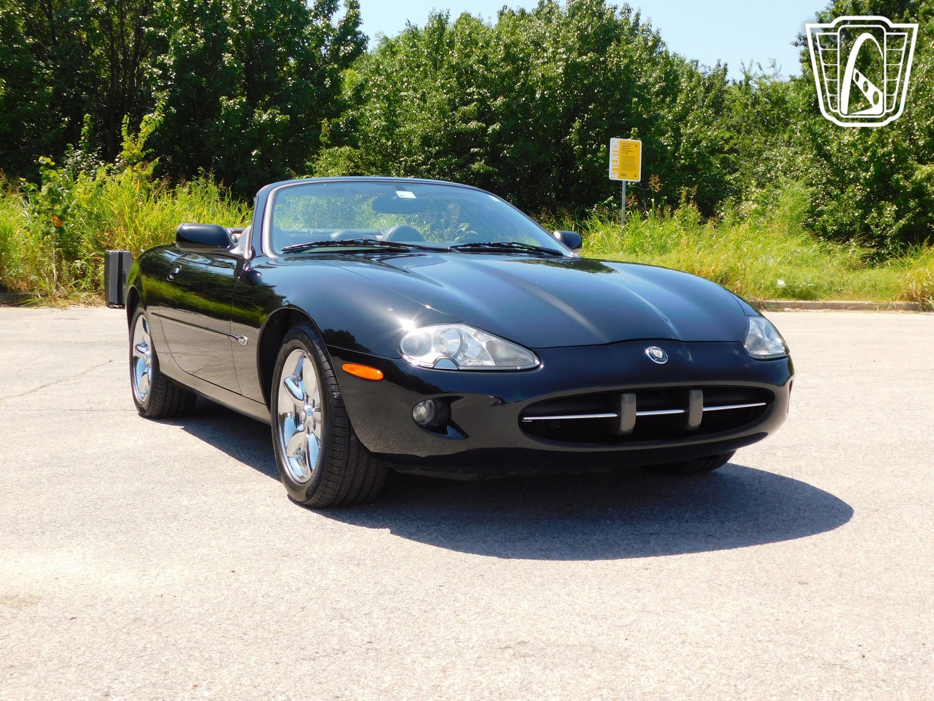 Used 1998 Jaguar XK8 Convertible image 35
