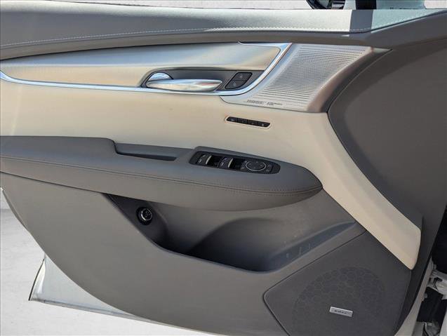 Used 2023 Cadillac XT5 Premium Luxury image 10
