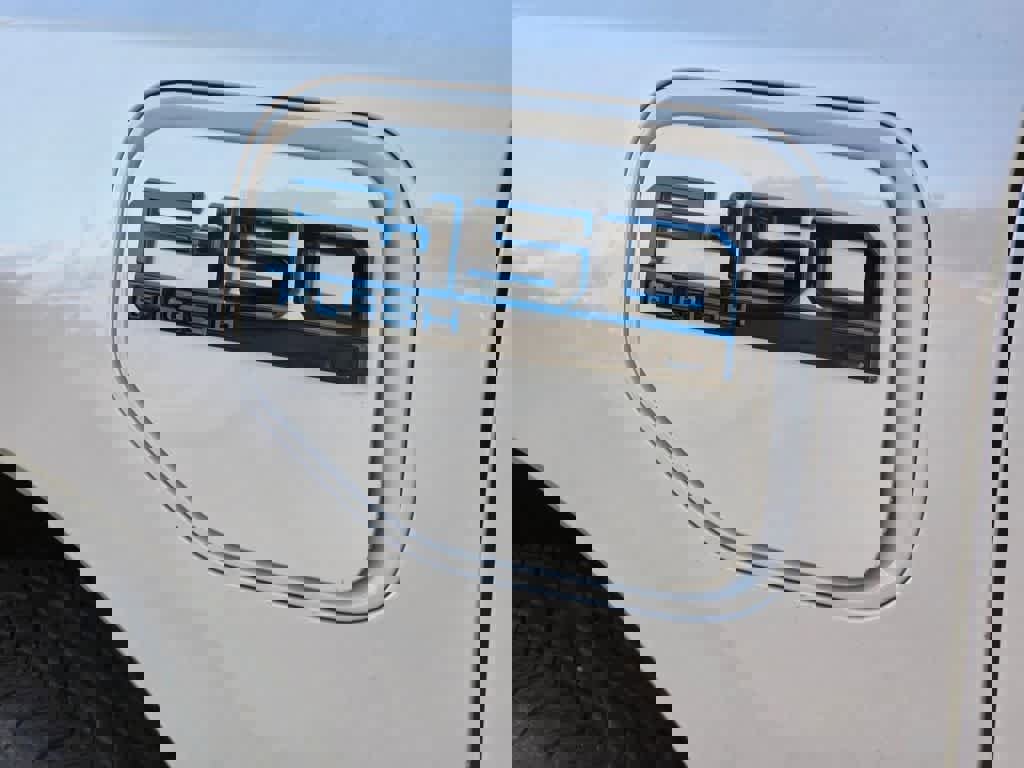 New 2025 Ford F150 Lightning Flash image 7