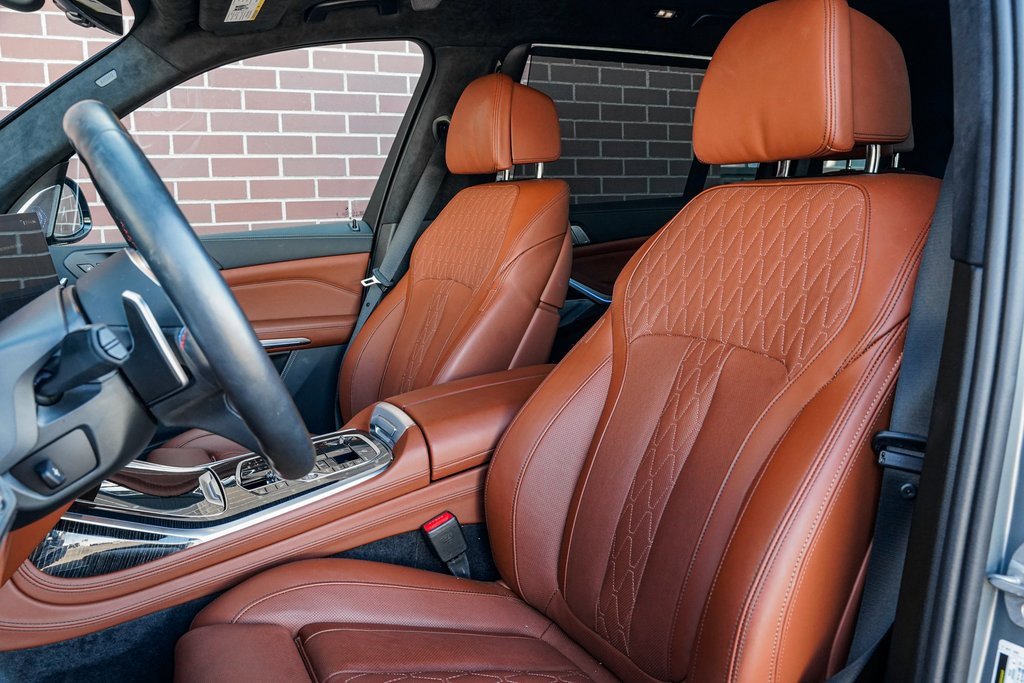 Certified 2025 BMW X7 M60i image 18
