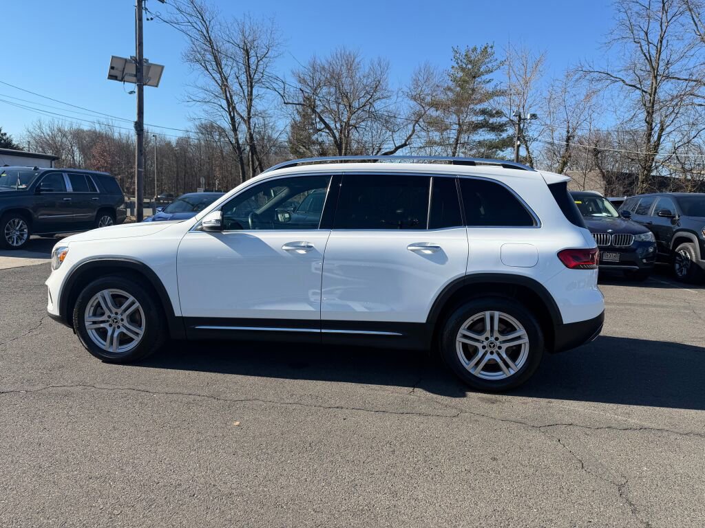 Used 2022 Mercedes-Benz GLB 250 4MATIC image 4