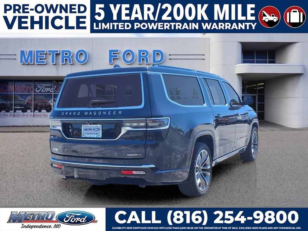 Used 2023 Jeep Grand Wagoneer L Series III w/ Rear Seat Video Group 1 AWD/4WD image 3