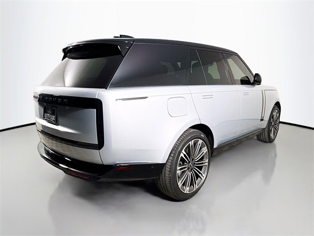 New 2025 Land Rover Range Rover SE image 5