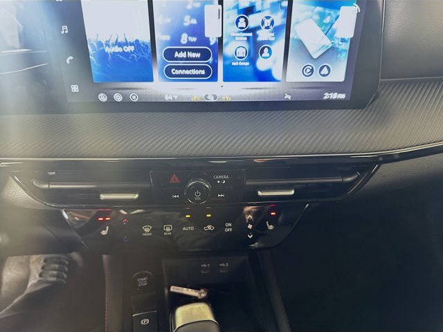 New 2026 Nissan Kicks SR w/ Cold Weather Package image 14