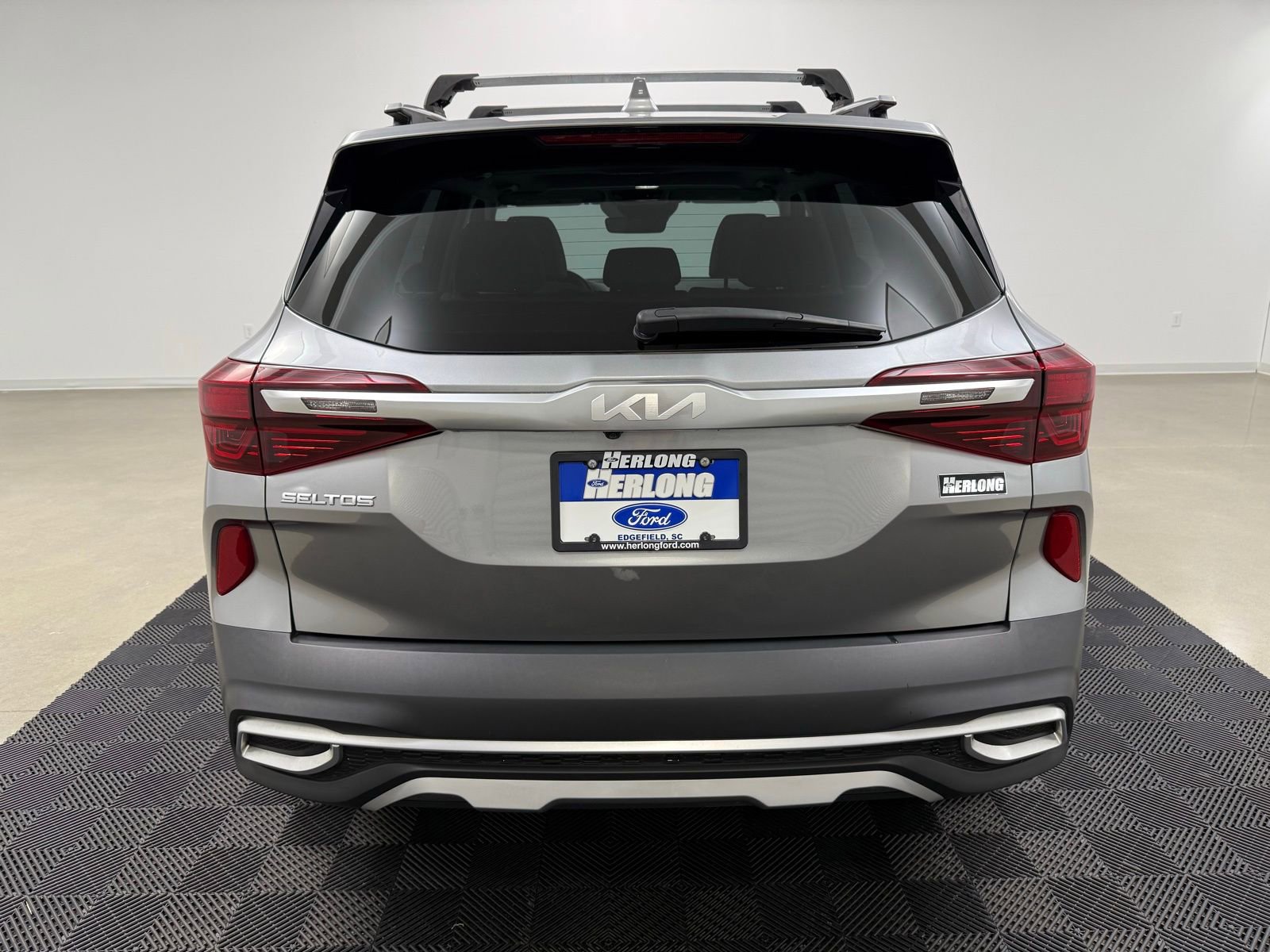 Used 2023 Kia Seltos SX w/ SX Sunroof Package image 6