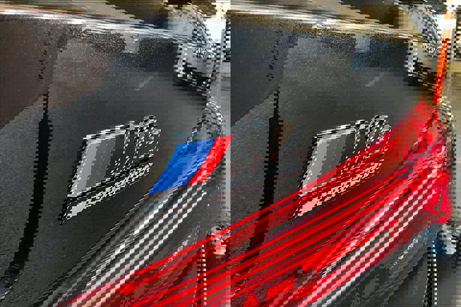 Used 2025 BMW M4 Competition image 9