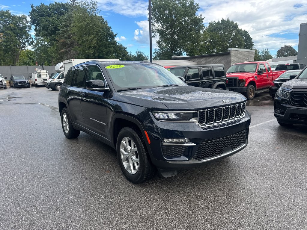 Certified 2023 Jeep Grand Cherokee Limited AWD/4WD image 4