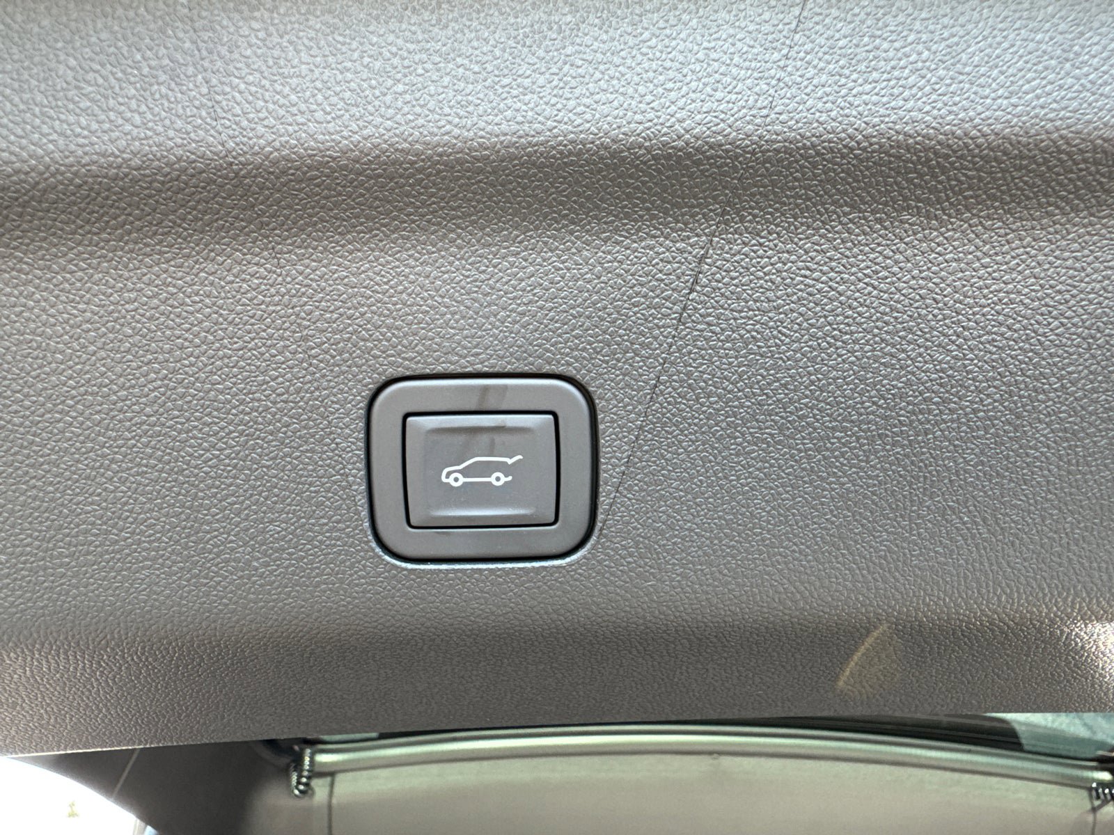 Used 2026 GMC Yukon Elevation image 11