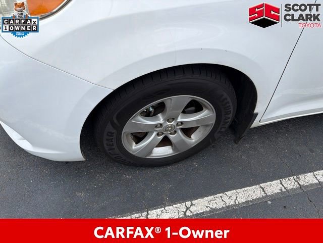 Used 2015 Toyota Sienna LE FWD image 8