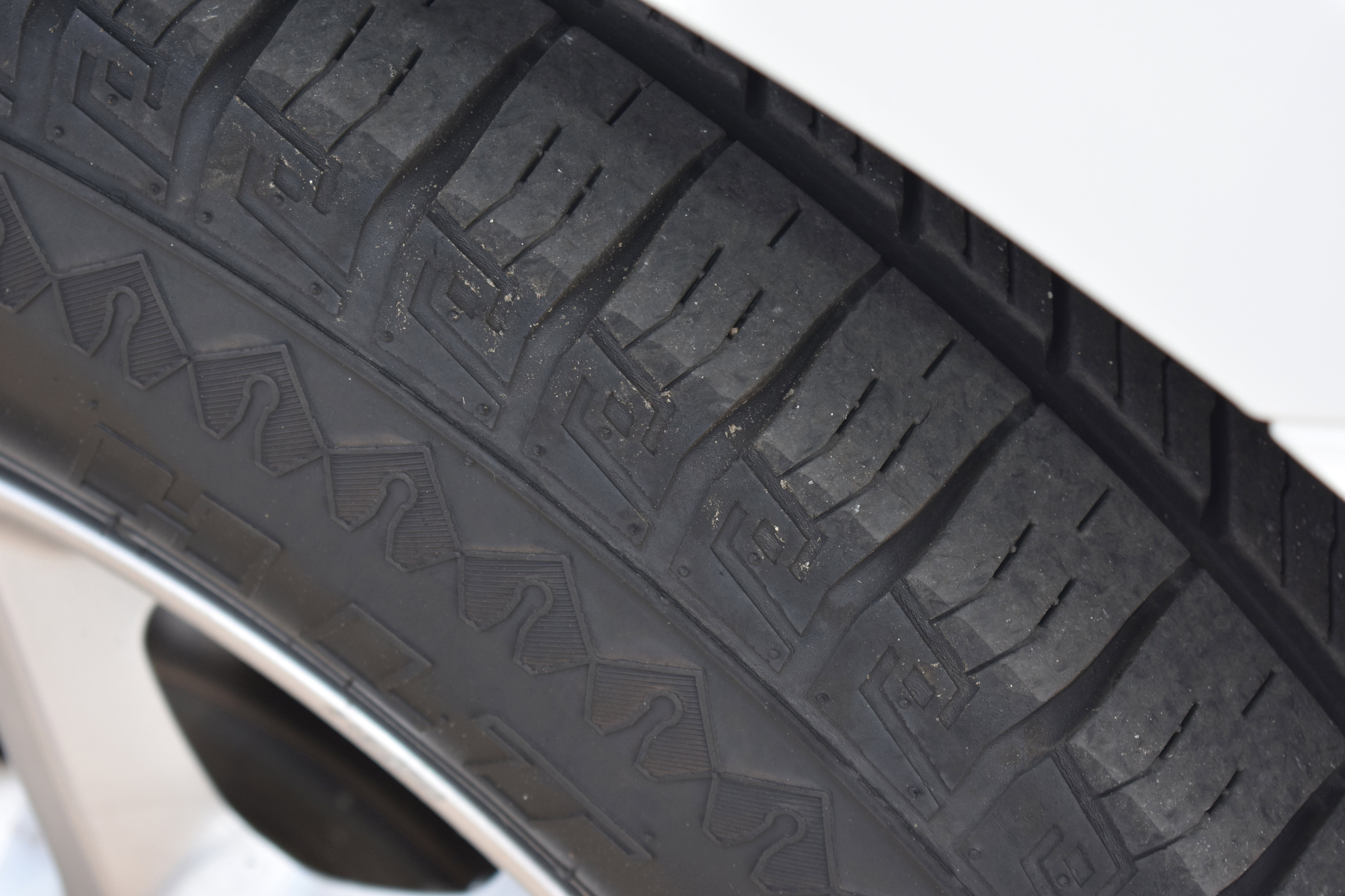 Used 2023 Chrysler Pacifica Touring-L image 11