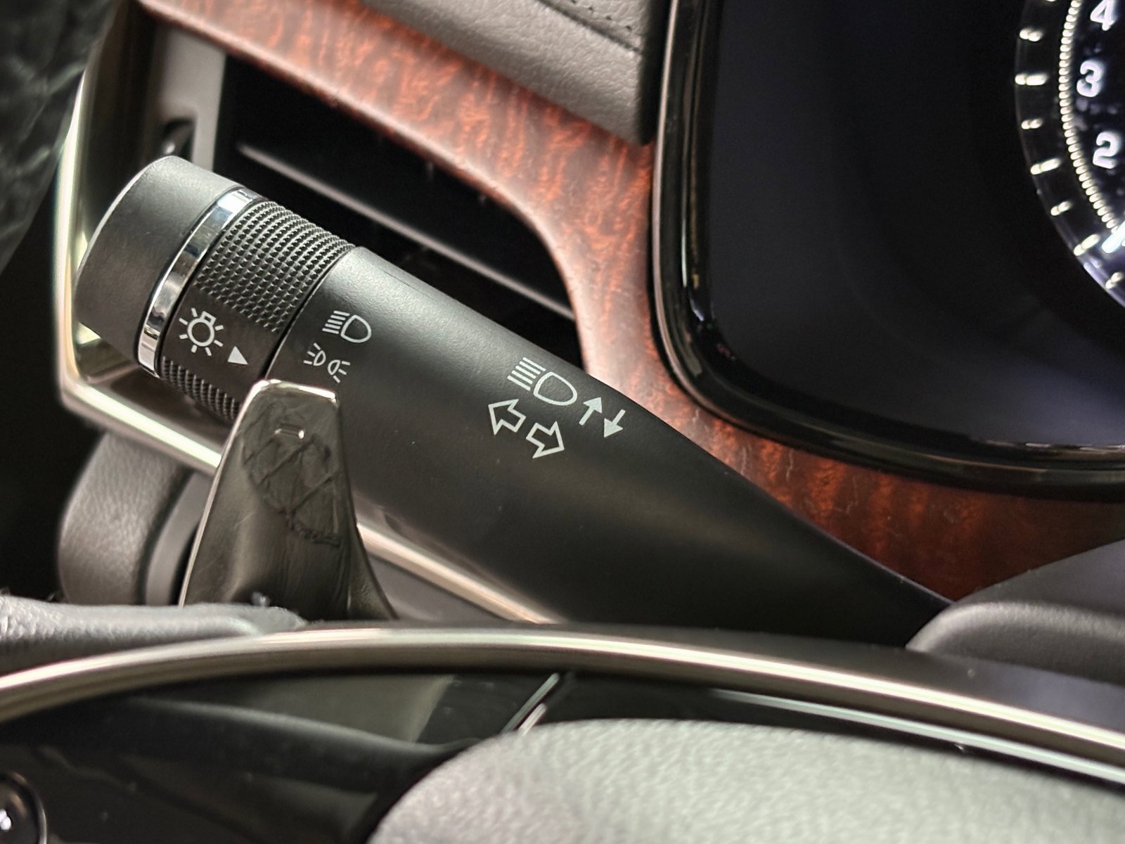 Used 2018 Cadillac CTS Luxury image 64