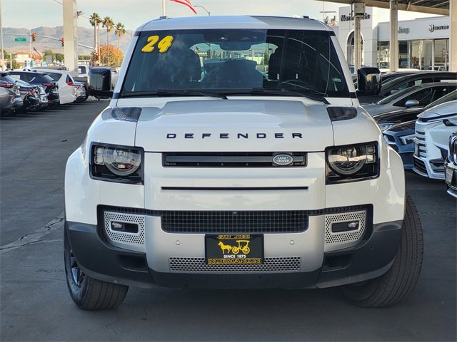 Used 2024 Land Rover Defender 110 S image 2