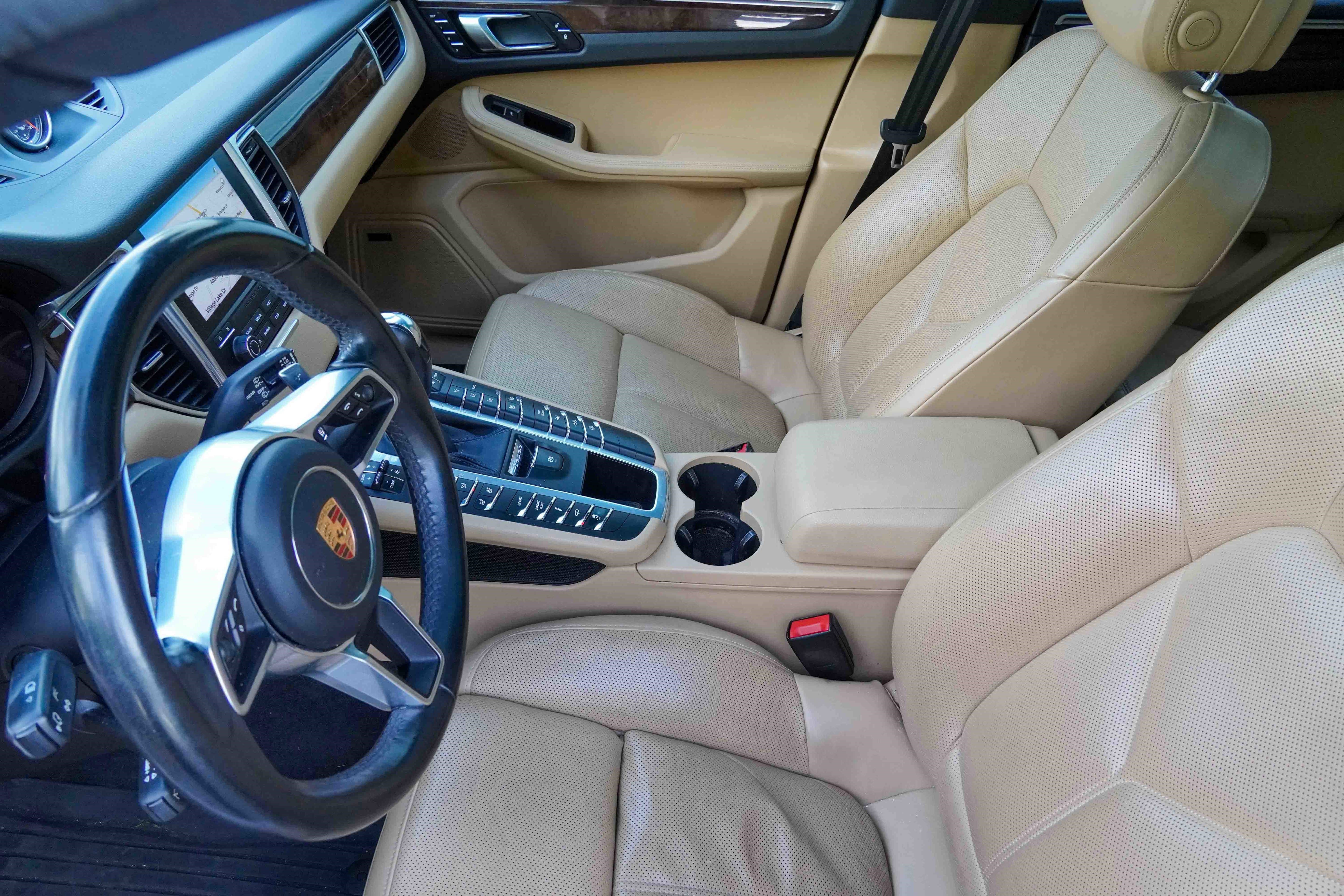 Used 2018 Porsche Macan Sport Edition image 11