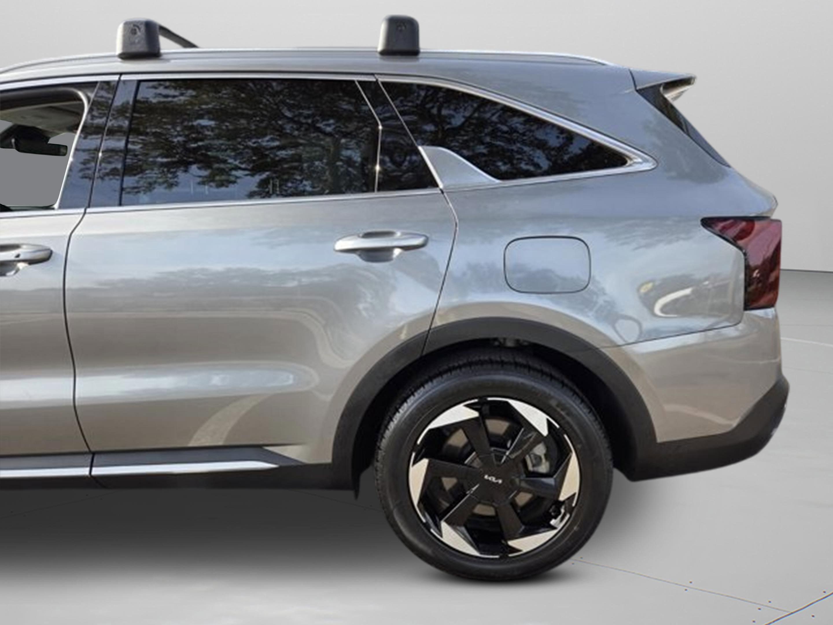 Used 2025 Kia Sorento EX image 31