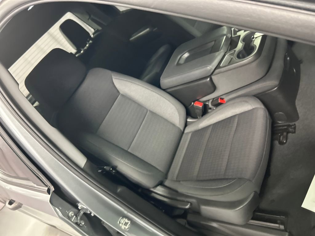 Used 2023 Chevrolet Silverado 1500 Custom image 25