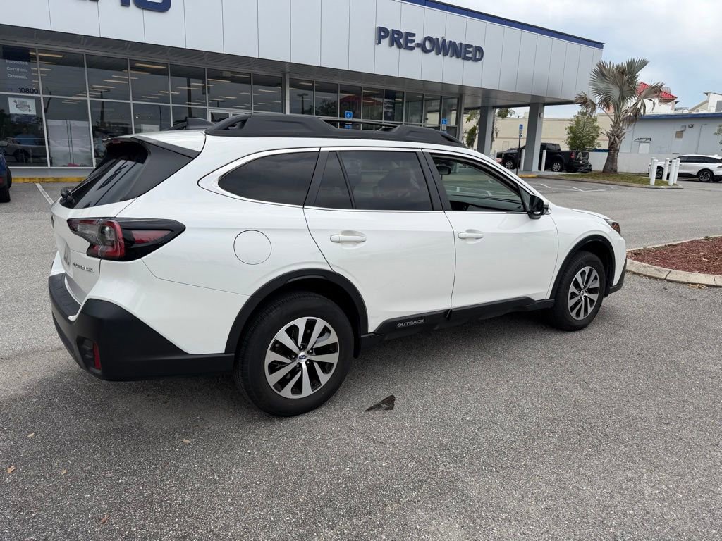 Used 2021 Subaru Outback Premium w/ Popular Package #1 AWD/4WD image 3